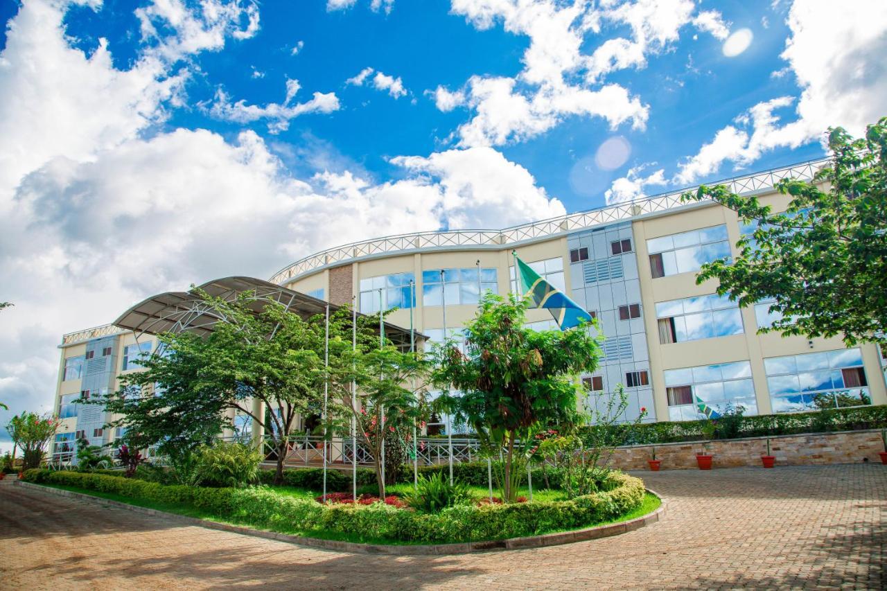 A1 Hotel And Resort Arusha Buitenkant foto