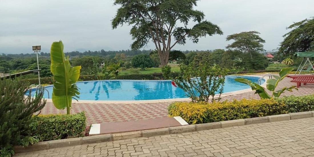 A1 Hotel And Resort Arusha Buitenkant foto