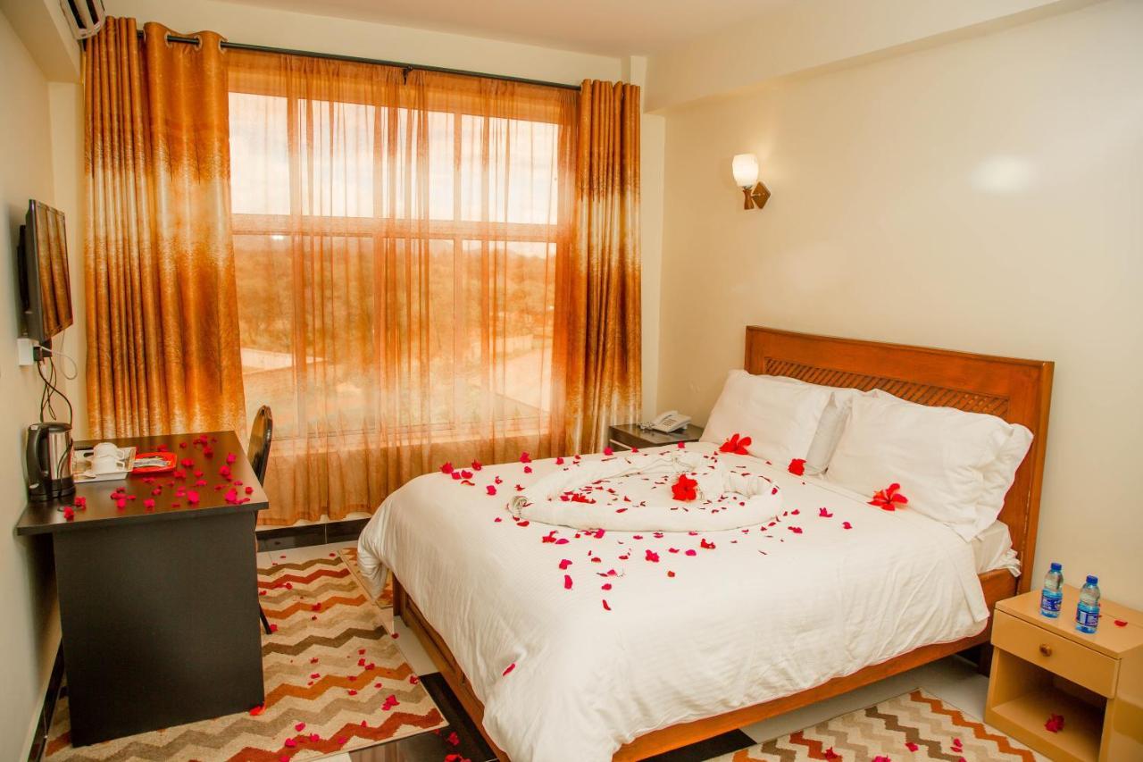 A1 Hotel And Resort Arusha Buitenkant foto