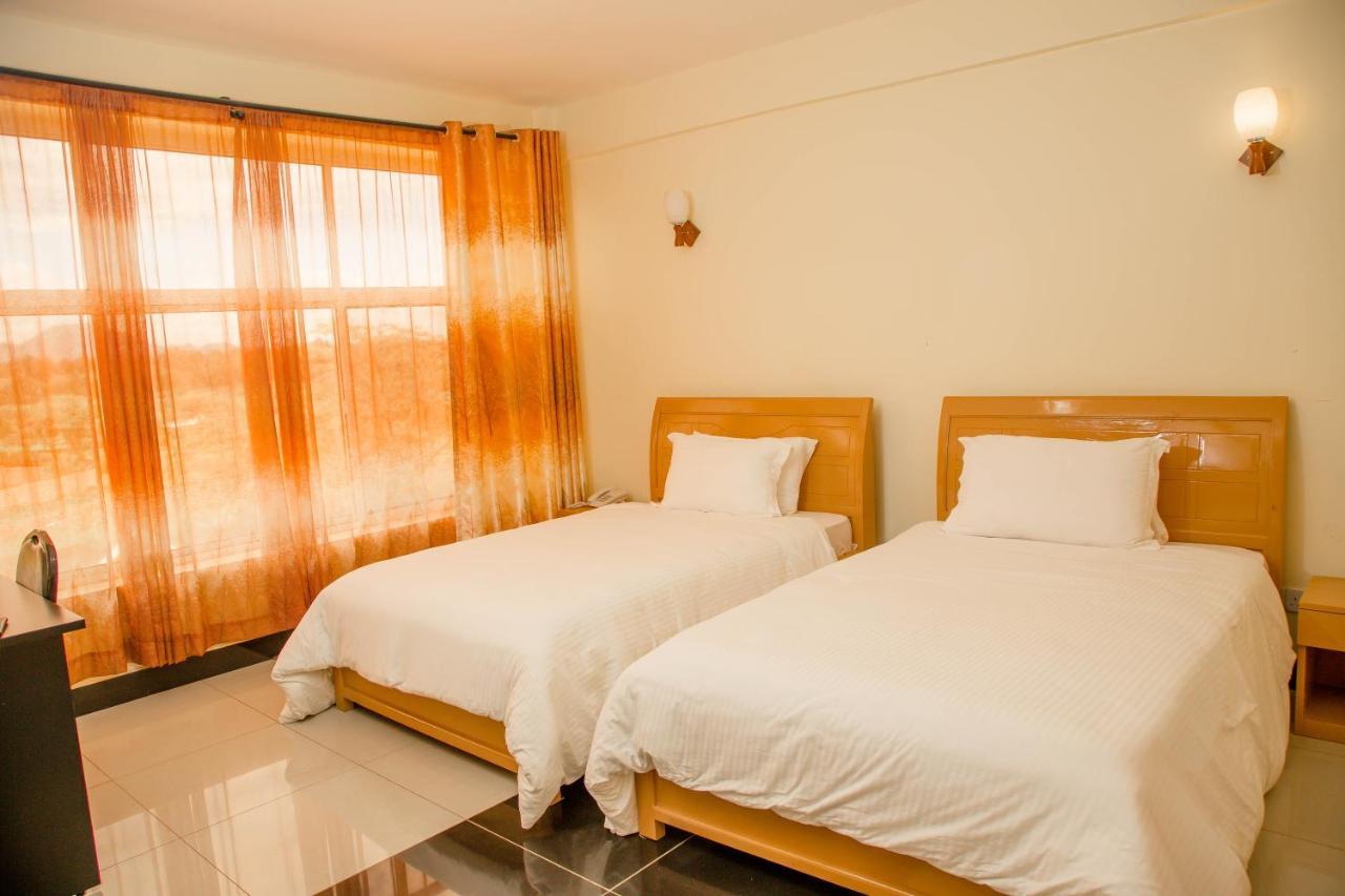 A1 Hotel And Resort Arusha Buitenkant foto