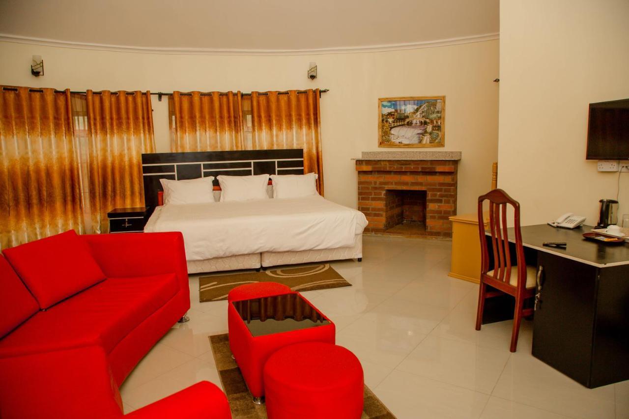 A1 Hotel And Resort Arusha Buitenkant foto